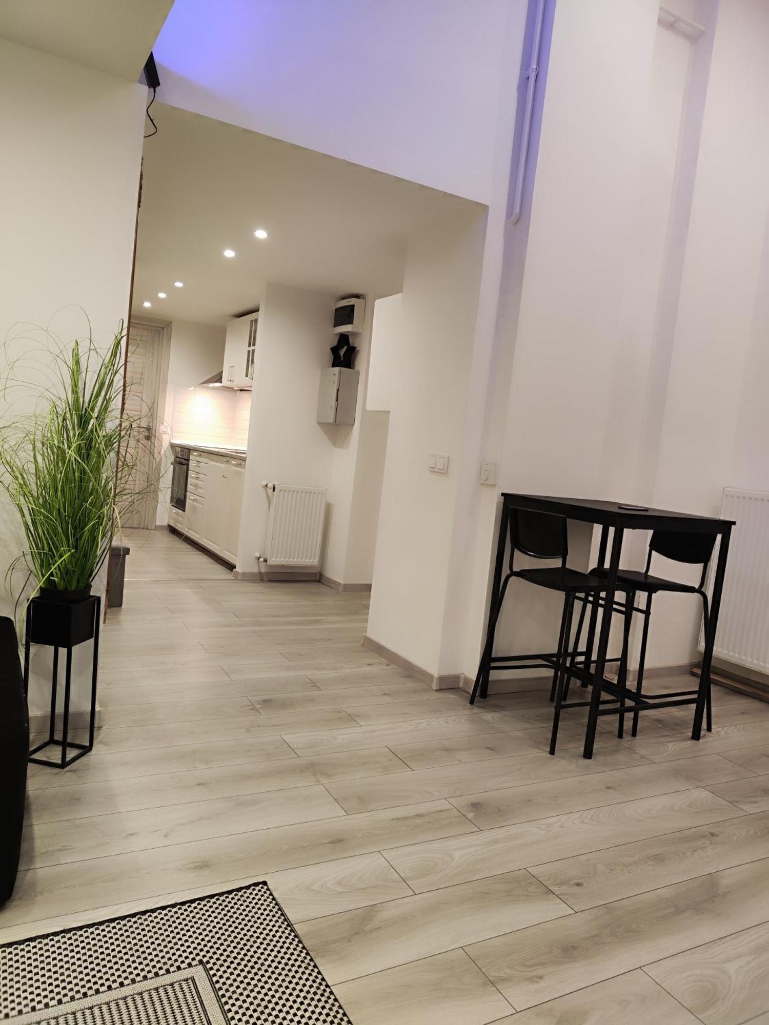 Dolce Crystal Apartment