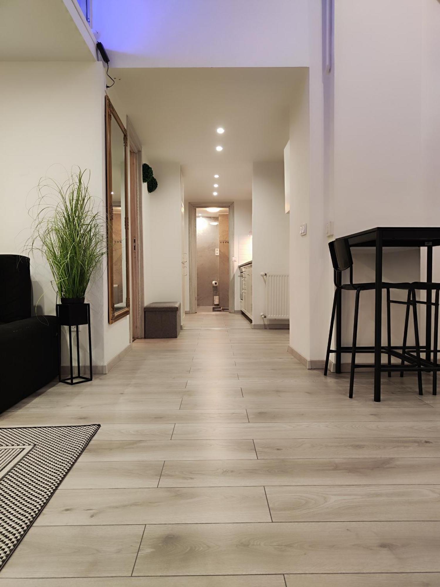 Dolce Crystal Apartment